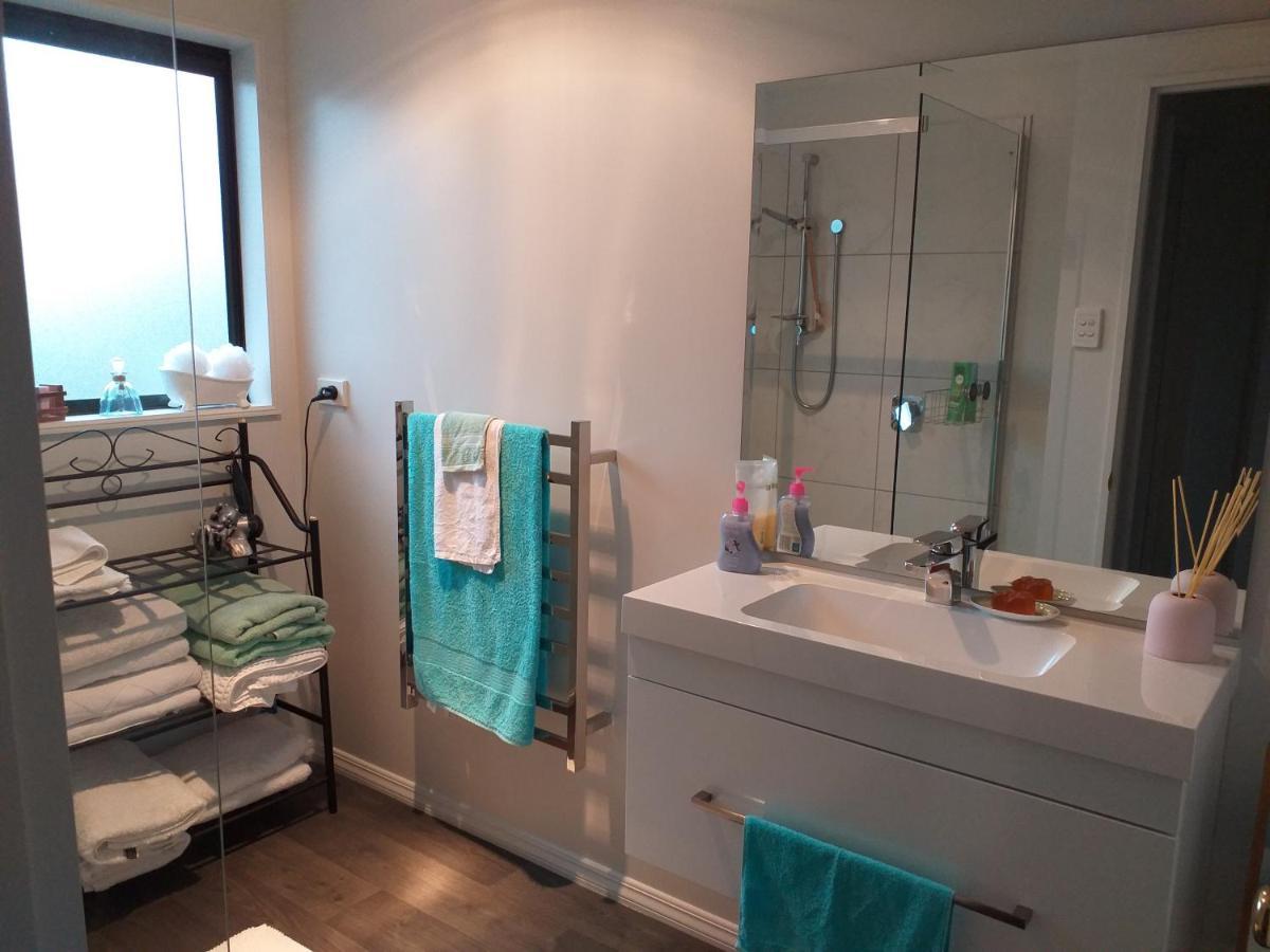 My Place Bnb Tuatapere エクステリア 写真