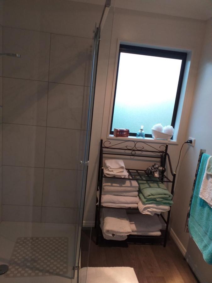 My Place Bnb Tuatapere エクステリア 写真